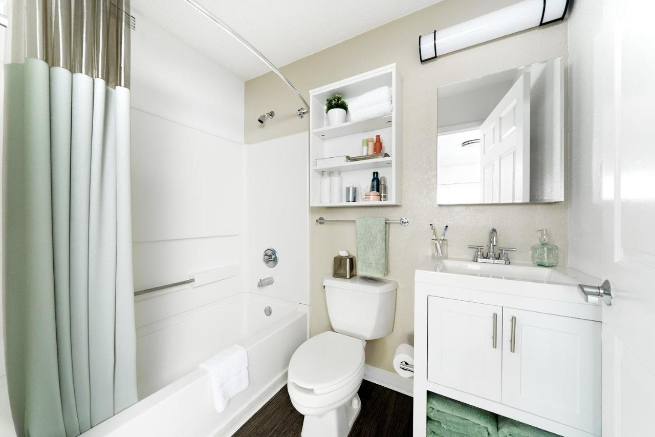 Intown Suites Extended Stay West Palm Beach Fl - Military Trail Rd 외부 사진
