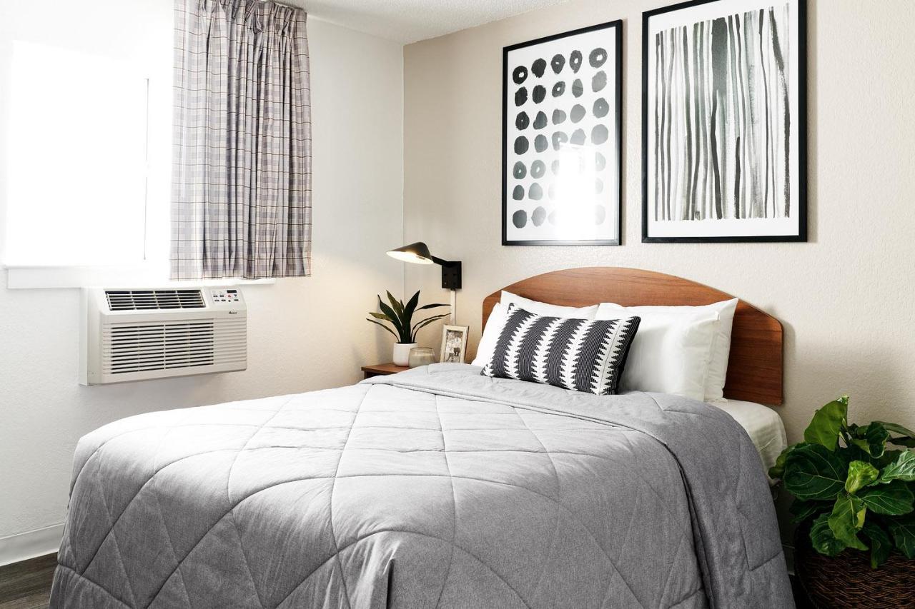 Intown Suites Extended Stay West Palm Beach Fl - Military Trail Rd 외부 사진