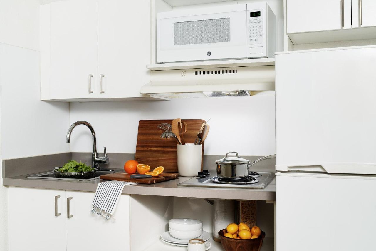 Intown Suites Extended Stay West Palm Beach Fl - Military Trail Rd 외부 사진
