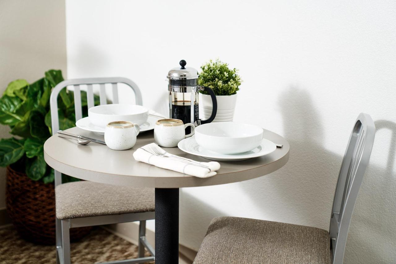 Intown Suites Extended Stay West Palm Beach Fl - Military Trail Rd 외부 사진