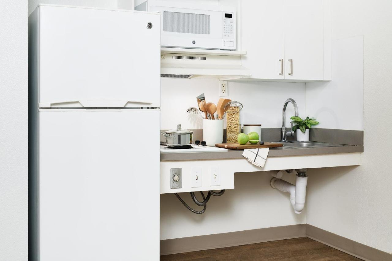 Intown Suites Extended Stay West Palm Beach Fl - Military Trail Rd 외부 사진